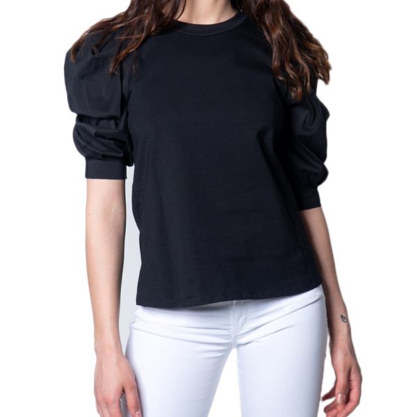 ak-woman-tshirt-colour-black-WH7-MANICA_PALLONCINO_9-BTwB.jpg